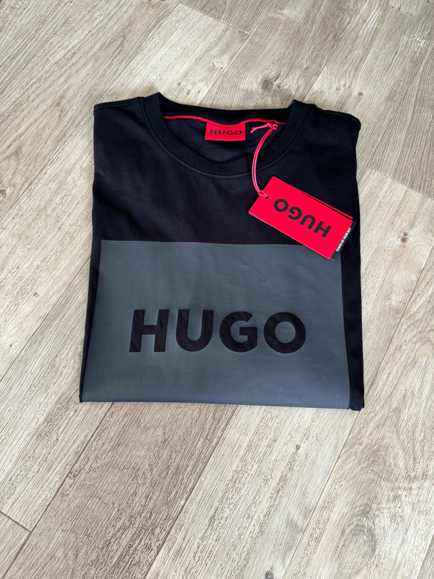 Hugo boss T-shirt
