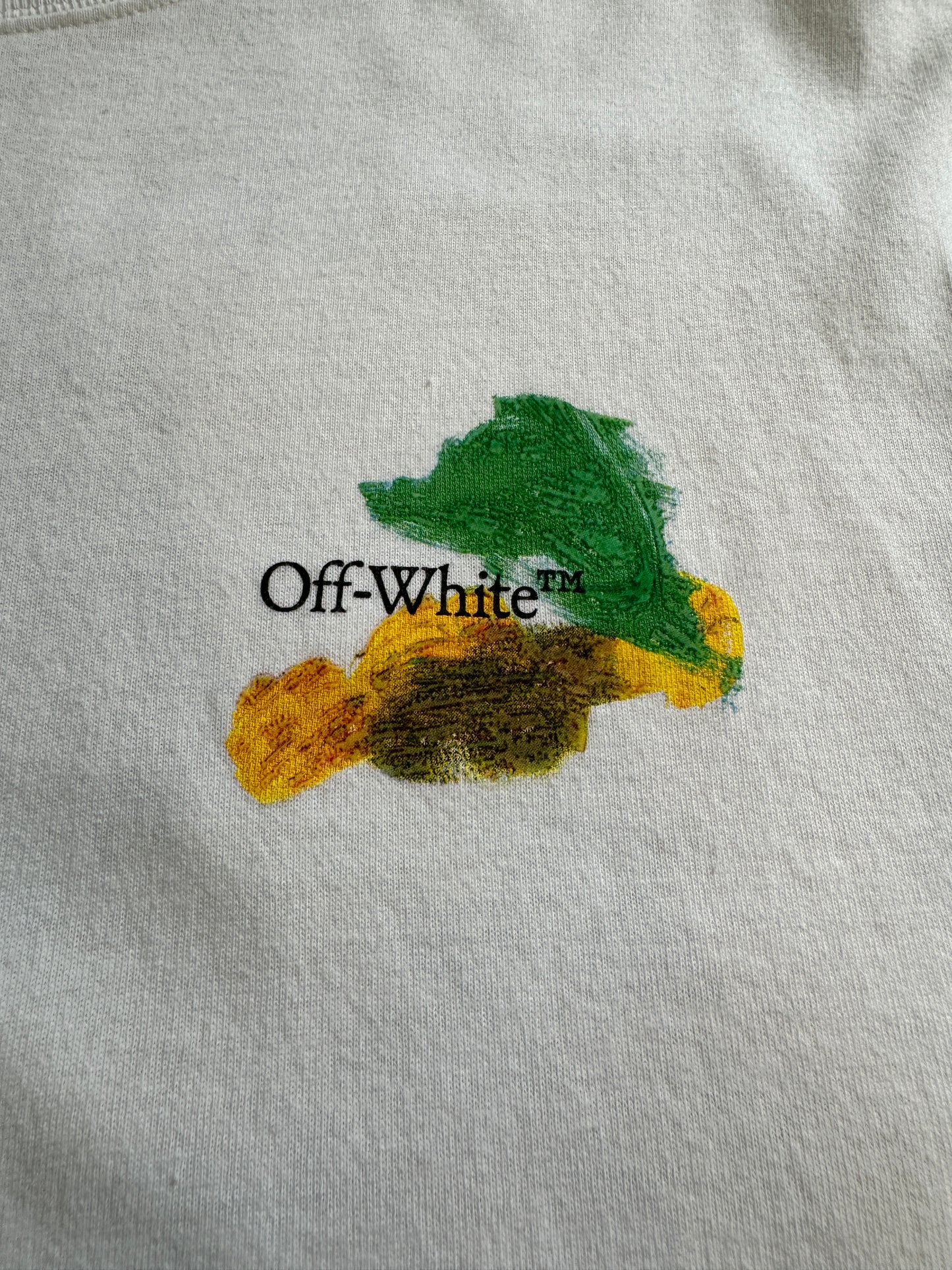 OFF WHITE BRUSH ARROW PRINT T-SHIRT IN WHITE