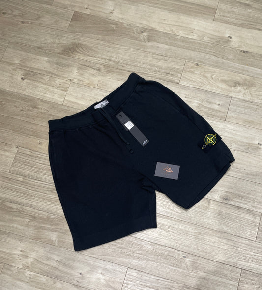 Stone island motif shorts